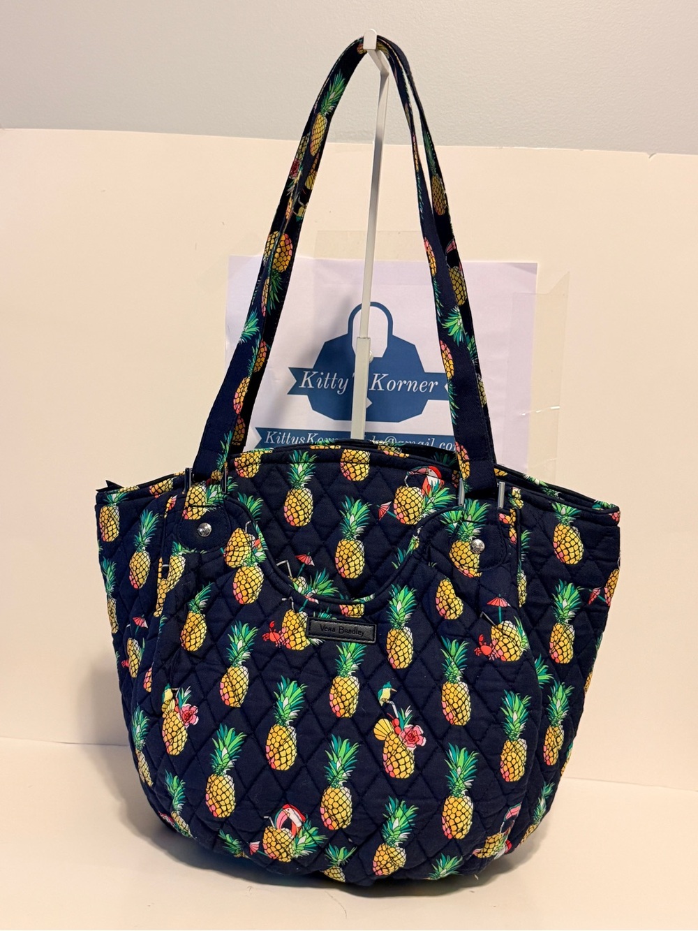 NWOT Vera Bradley Glenna Satchel Toucan Party Pattern Pinapple Navy Colored